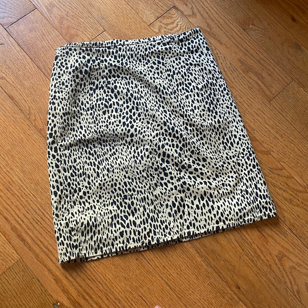 Brandy Melville leopard body con skirt